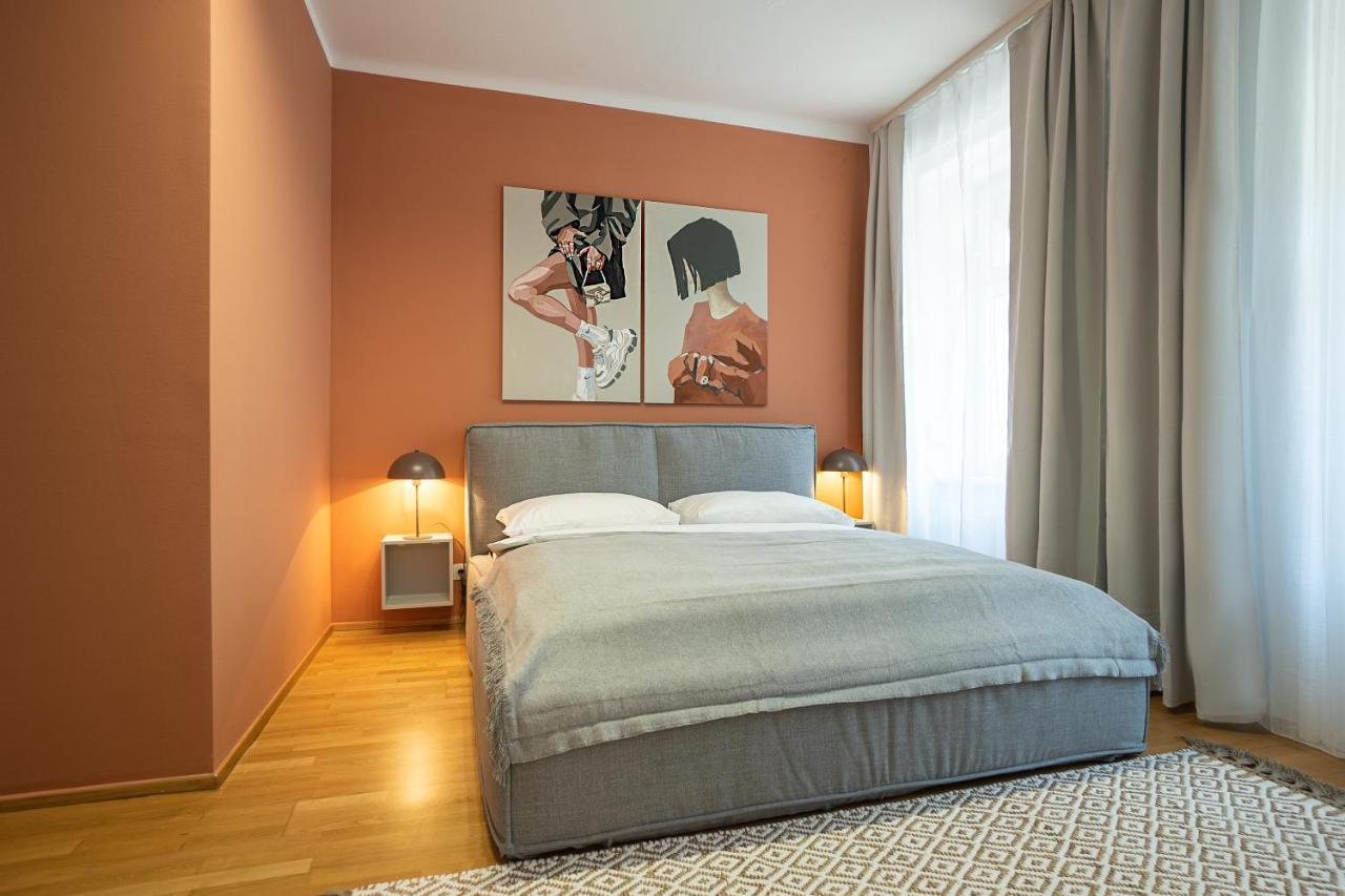 Bright 3-Room Apartment With A King-Size Bed Bécs Kültér fotó